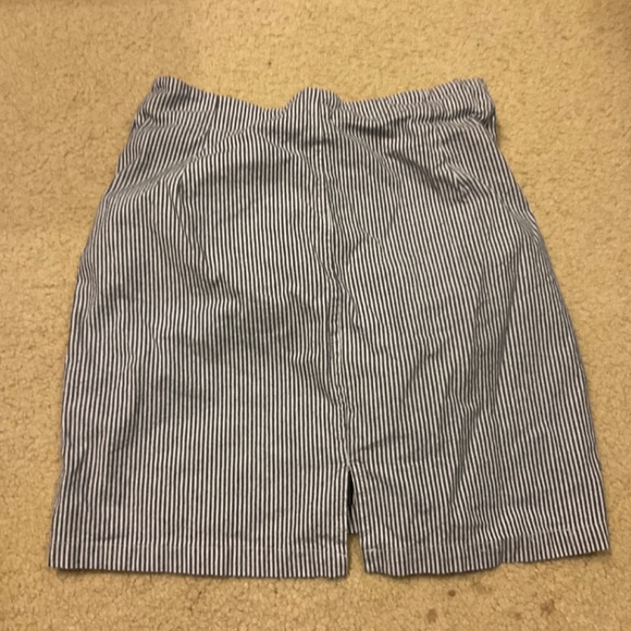 Brandy Melville skirt - Picture 2 of 2